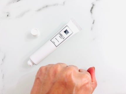 HILLSハンドネイル美容クリーム Luxury/HILLS JAPAN/ハンドクリームを使ったクチコミ(3枚目)