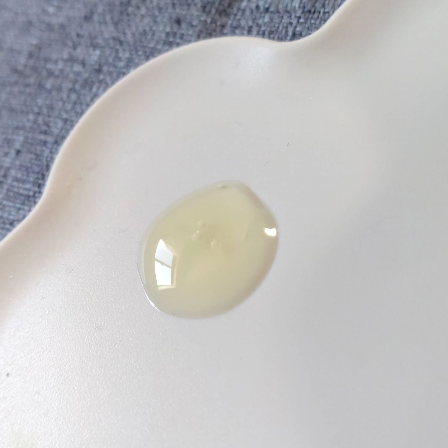 グルタチオングロウアンプル/MEDICUBE/美容液を使ったクチコミ（3枚目）