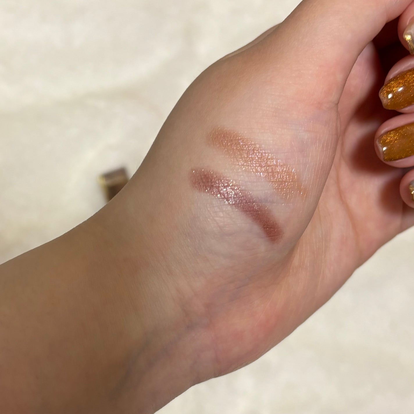 グリームオンフィットシャドウ/excel/スティックアイシャドウを使ったクチコミ(2枚目)