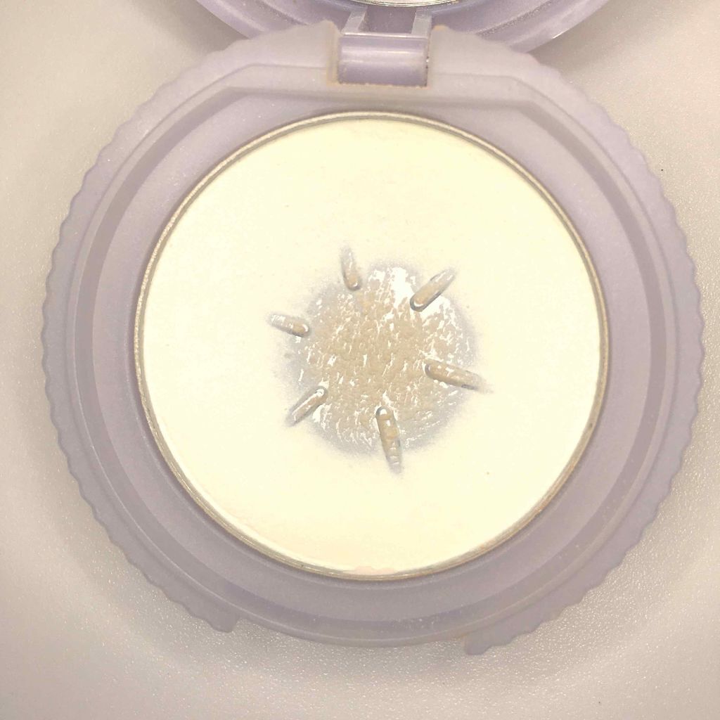 フロスティーマットスノーパウダー/キャンメイク/プレストパウダーを使ったクチコミ(2枚目)