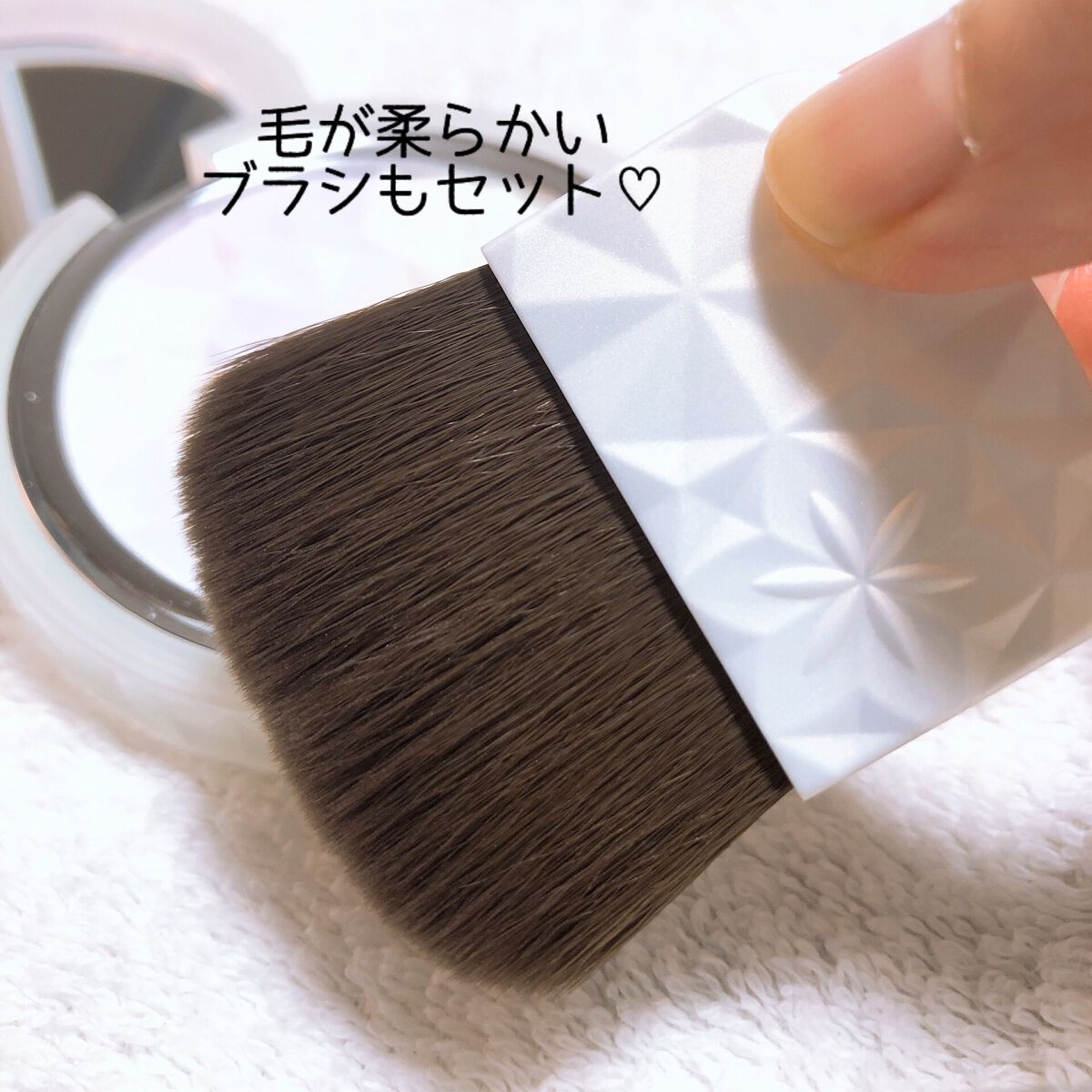 ＡＱ　オーラ リフレクター/DECORTÉ/プレストパウダーを使ったクチコミ（3枚目）