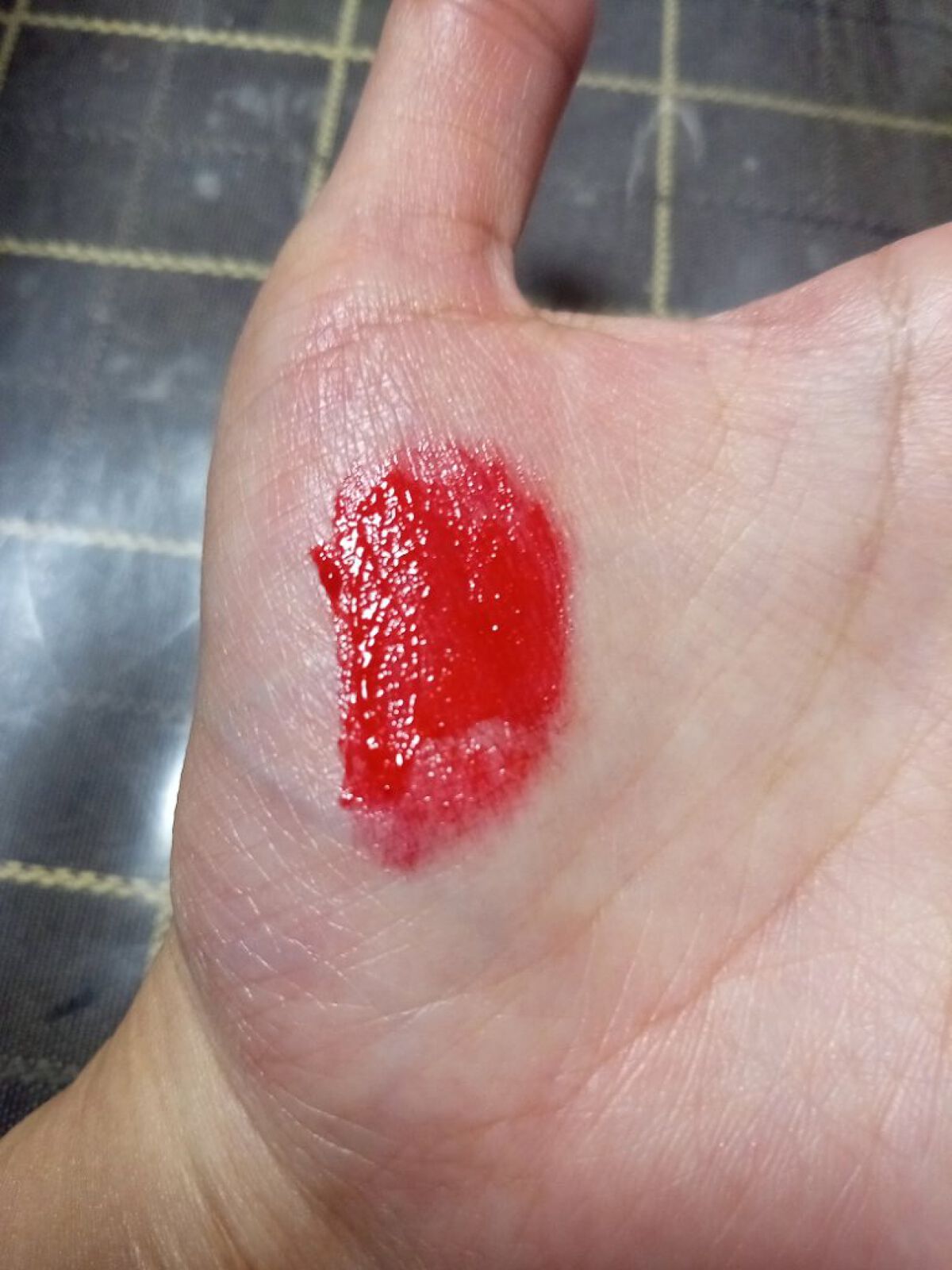 ルージュ ピュールクチュール ヴェルニ No.46 ルージュスフマート/YVES SAINT LAURENT BEAUTE/口紅を使ったクチコミ（2枚目）