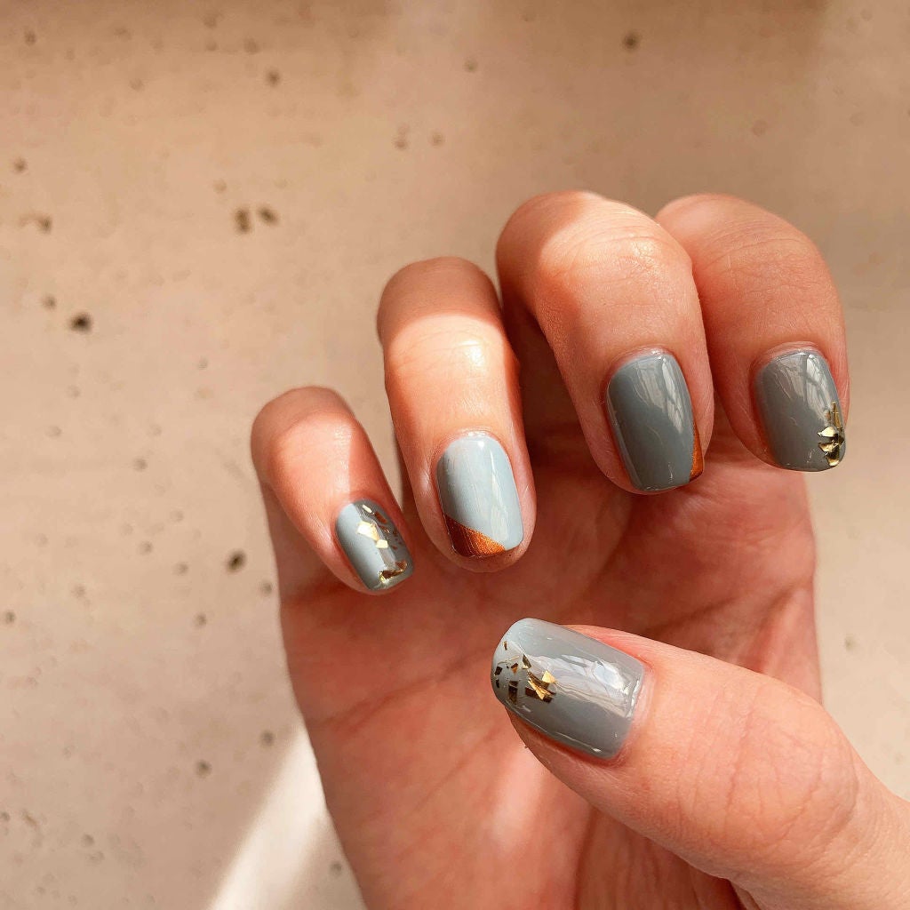 カラフルネイルズ/キャンメイク/マニキュアを使ったクチコミ(3枚目)