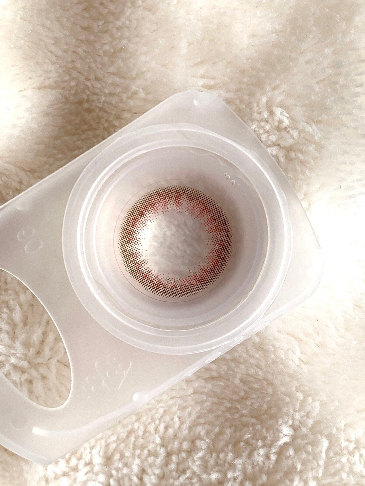 mari@コメントでフォロバ on LIPS 「ナチュラルなのにふんわり盛れる!ルミアのワンデーカラコン💓●ル..」(4枚目)