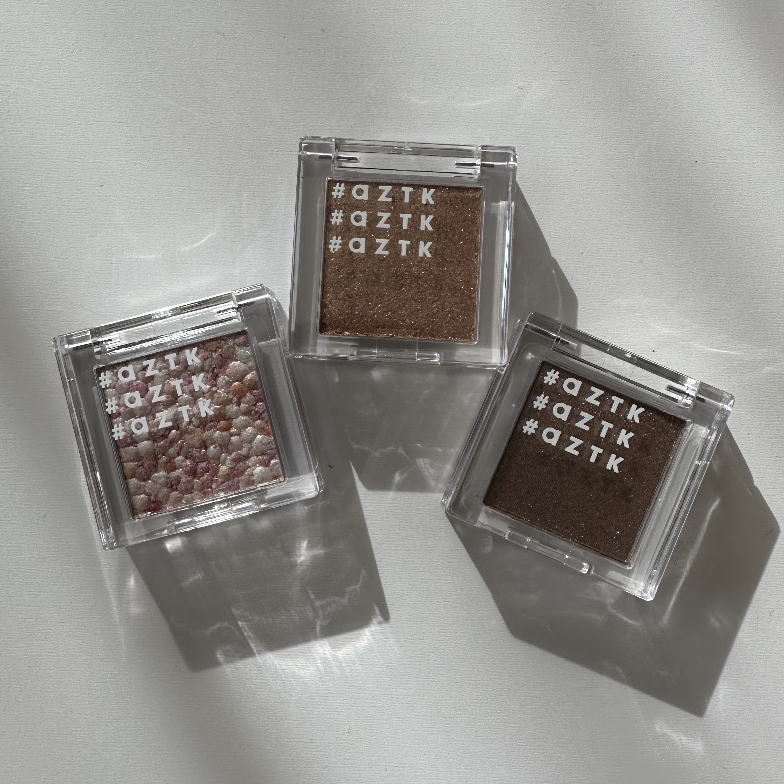 シングルアイシャドウ 13 ブロンズシュガー/aZTK/単色アイシャドウを使ったクチコミ（2枚目）