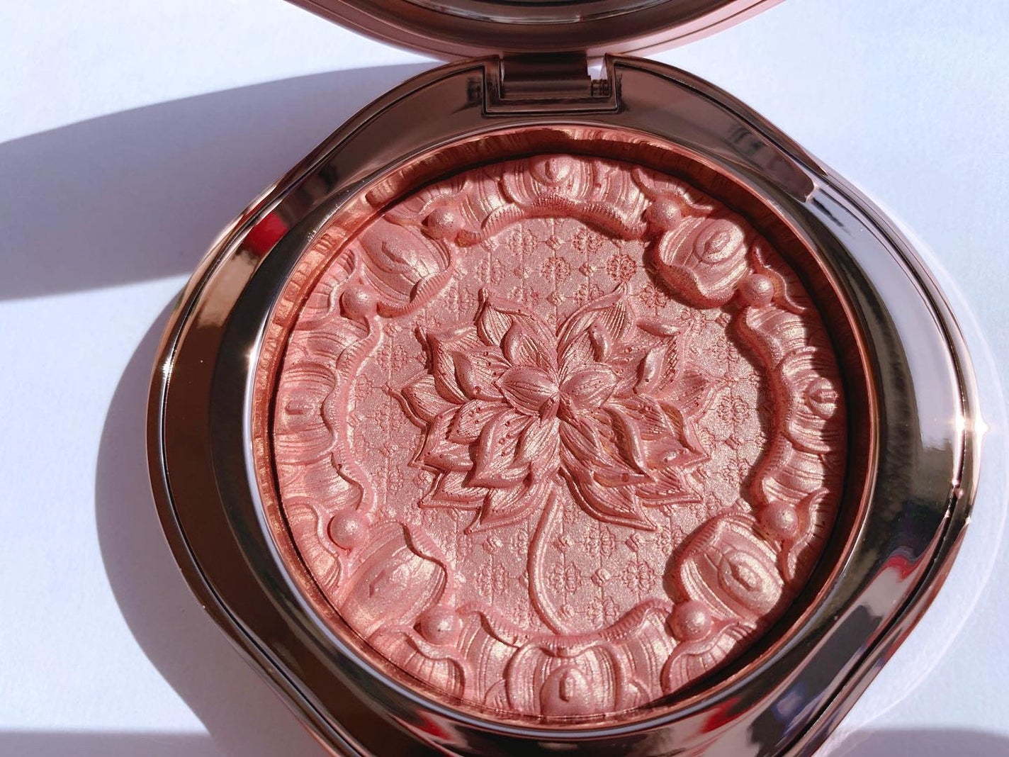 双蓮彫刻ハイライト/花西子/パウダーハイライトを使ったクチコミ(5枚目)