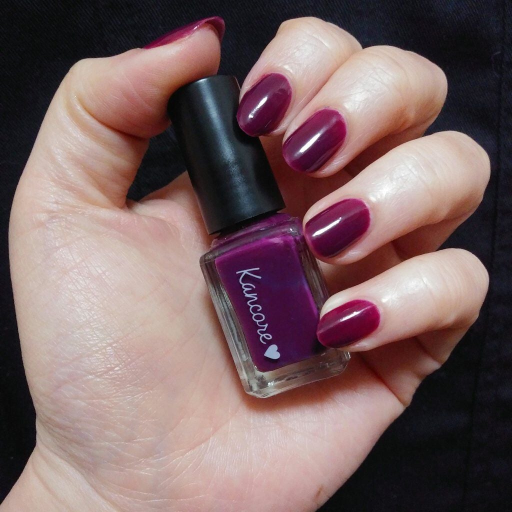 カンコレネイルカラー/DAISO/マニキュアを使ったクチコミ(2枚目)