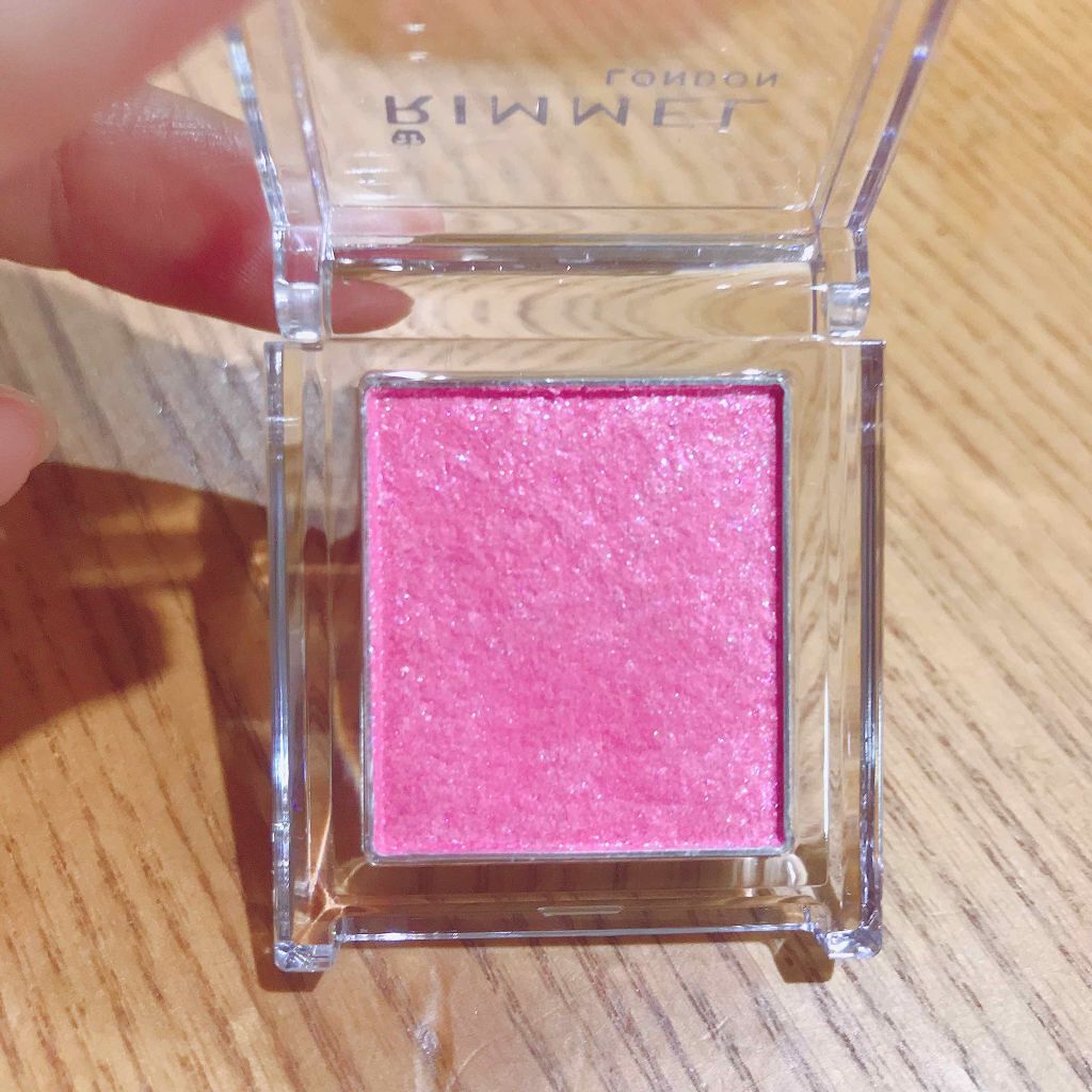 プリズム パウダーアイカラー/リンメル ロンドン/単色アイシャドウを使ったクチコミ（2枚目）