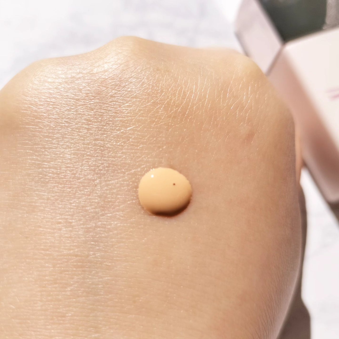 リズムラスティングウェア/TWANY/化粧下地を使ったクチコミ(4枚目)