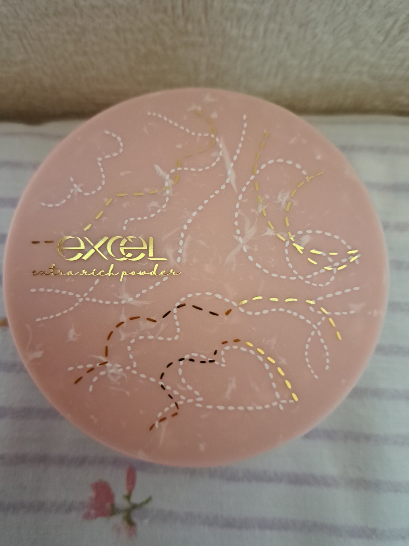 エクセル エクストラリッチパウダー'24/excel/ルースパウダーを使ったクチコミ(3枚目)