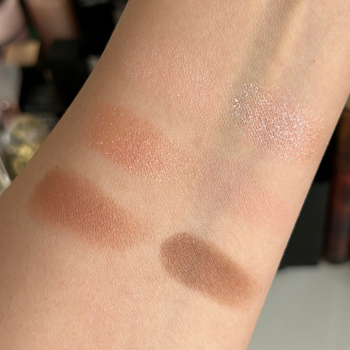 アイ ヴィーガン シアーパレット/AMUSE/アイシャドウパレットを使ったクチコミ(4枚目)