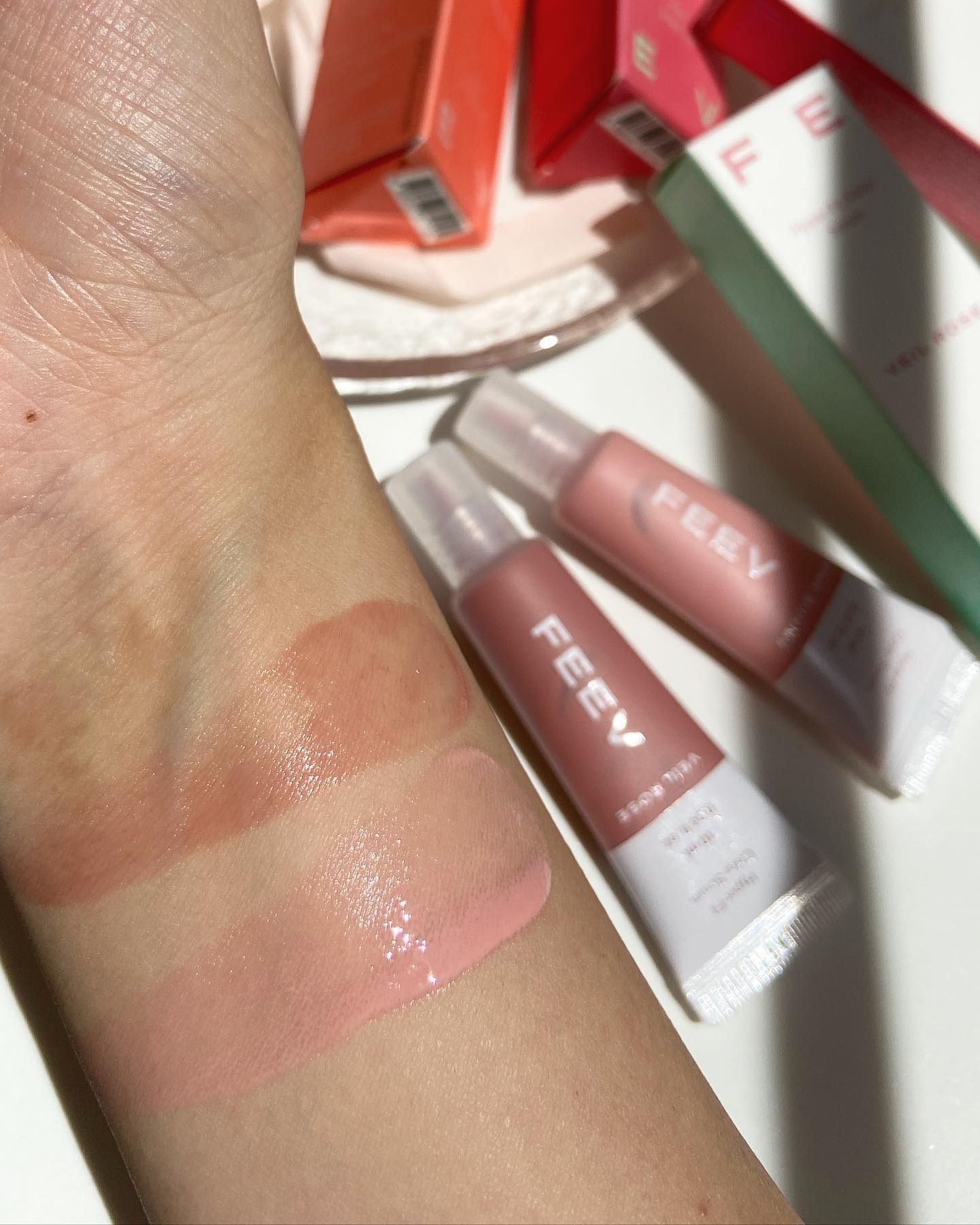 カラーセラム/FEEV/リキッドチークを使ったクチコミ（1枚目）