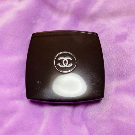 プードゥル ユニヴェルセル コンパクト 20 クレール / CHANEL プードゥル ユニヴェルセル コンパクト 20 クレール / CHANEL