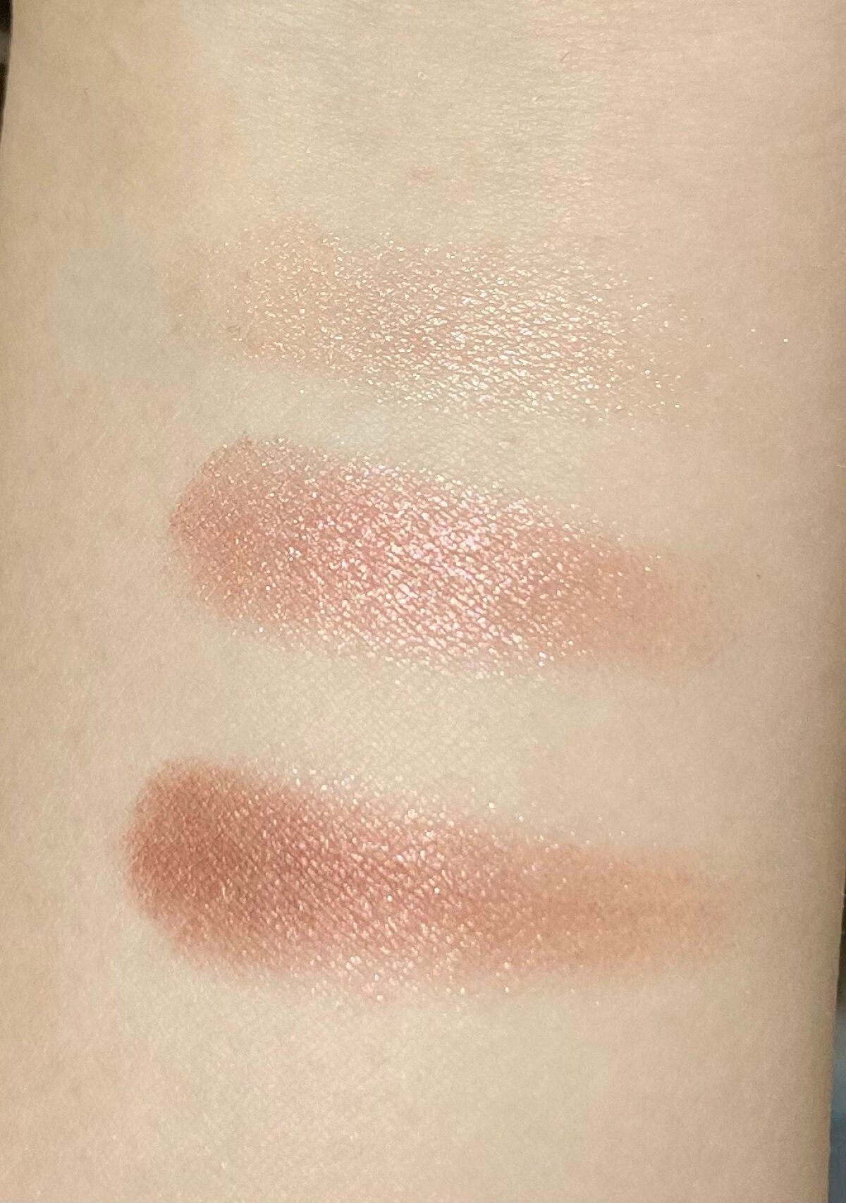 トーンアップアイシャドウ/CEZANNE/アイシャドウパレットを使ったクチコミ(4枚目)