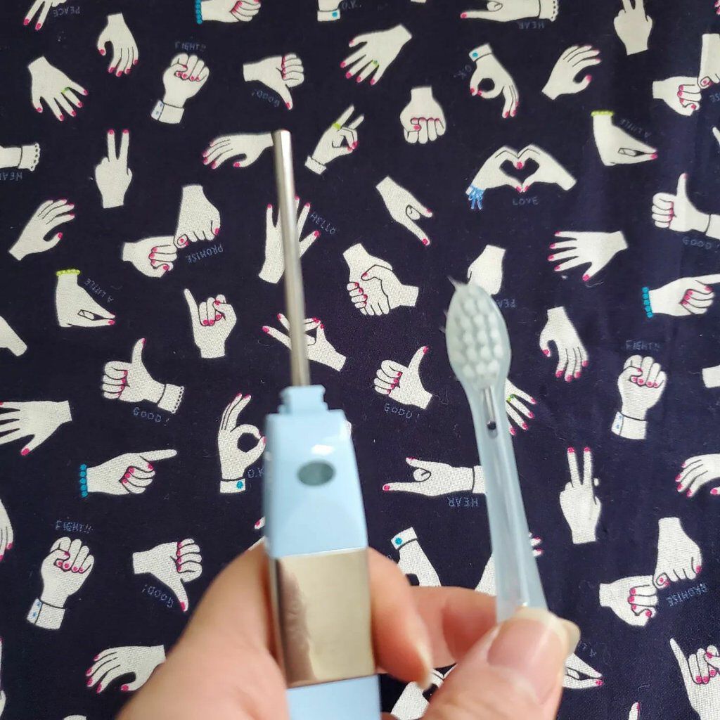 イオン歯ブラシ ionic(アイオニック)/アイオニック/歯ブラシを使ったクチコミ(5枚目)