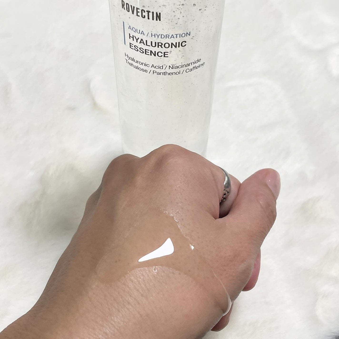 アクアヒアルロニックエッセンス/ロベクチン/化粧水を使ったクチコミ(2枚目)