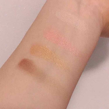 カラフルアイシャドウ/DAISO/アイシャドウパレットを使ったクチコミ(3枚目)