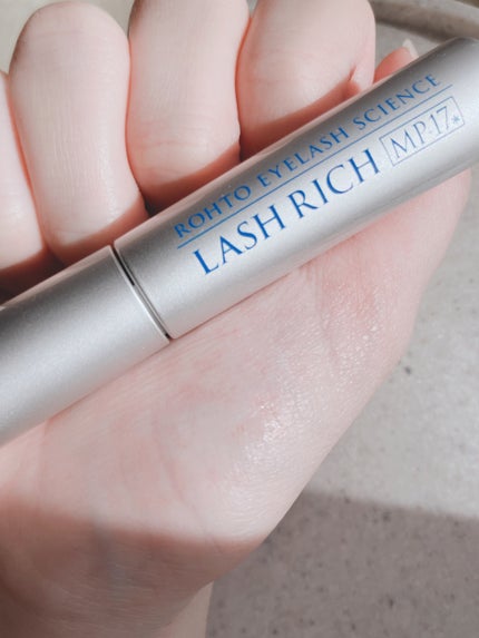 ラッシュリッチアイラッシュセラム/ロート製薬/まつげ美容液を使ったクチコミ(4枚目)