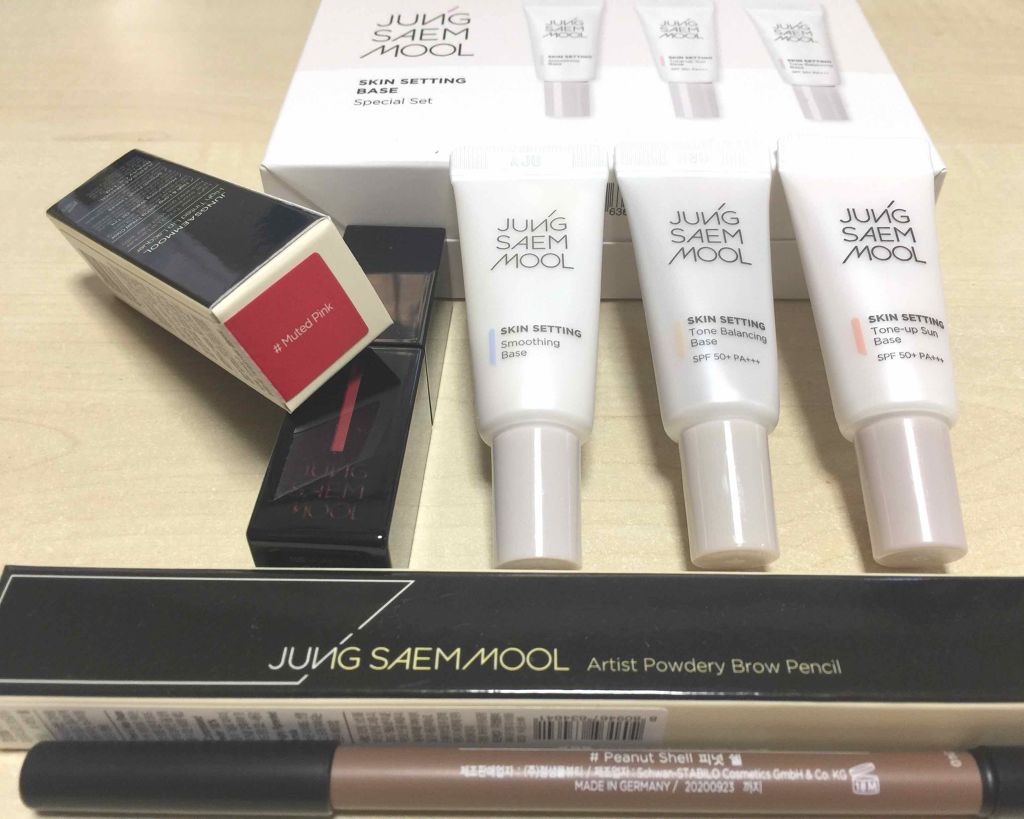 エッセンシャル スキン ヌーダー クッション/JUNG SAEM MOOL/クッションファンデーションを使ったクチコミ(2枚目)