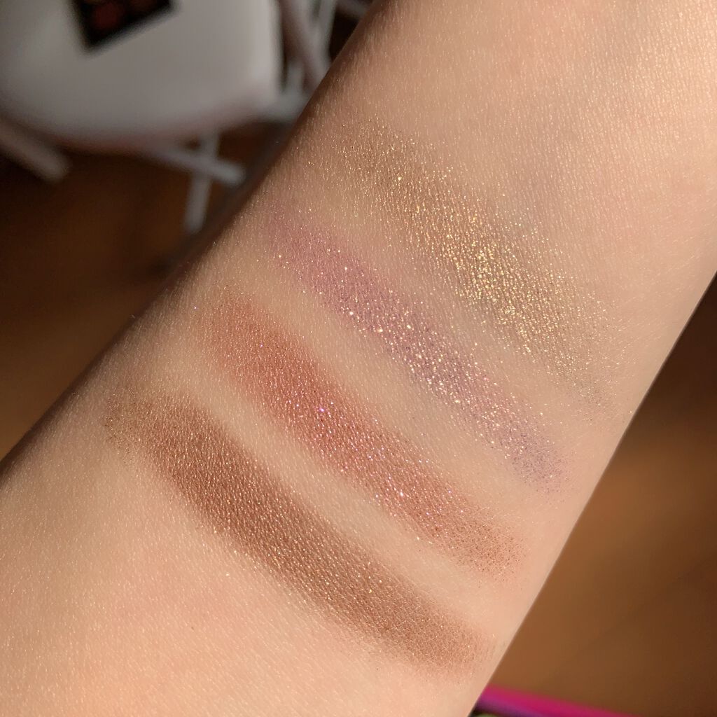 BLITZ ASTRAL QUAD/PAT McGRATH LABS/アイシャドウパレットを使ったクチコミ（3枚目）