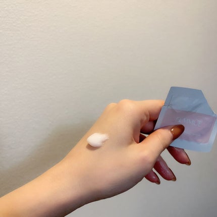 ローズウォーター スリーピングマスク/FEMMUE/フェイスクリームを使ったクチコミ(2枚目)