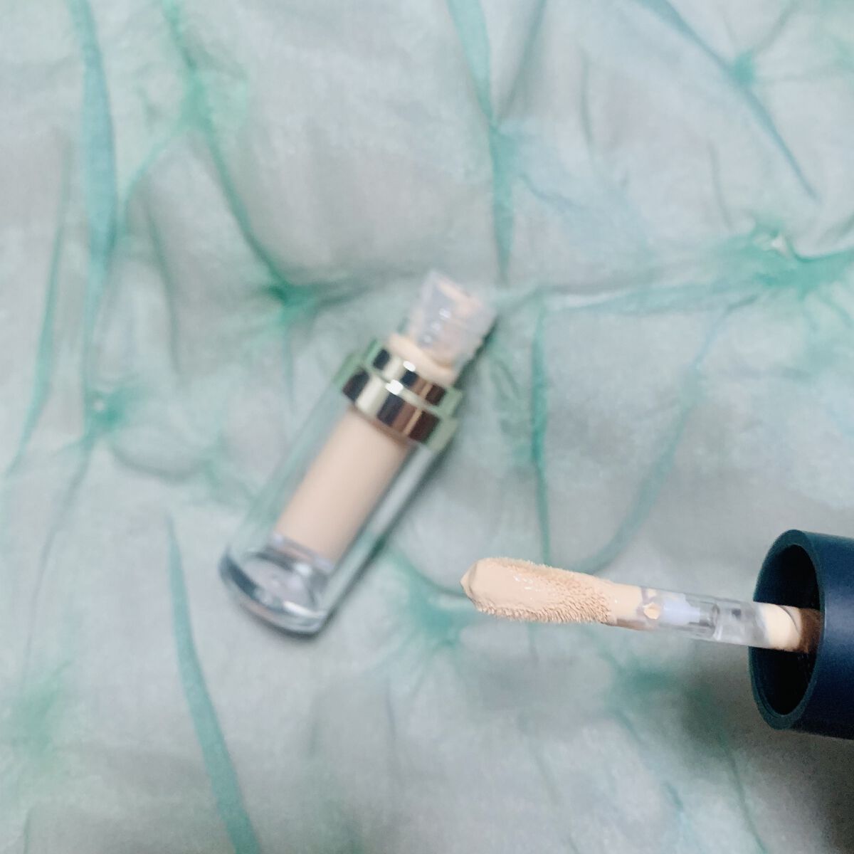 タトゥーウォータープルーフスカーコンシーラー/フォレンコス/リキッドコンシーラーを使ったクチコミ（2枚目）