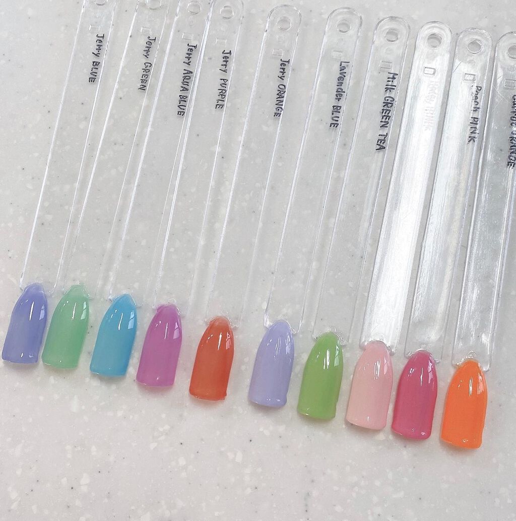 ジェルネイル(ライト対応)/セリア/ジェルネイルを使ったクチコミ(3枚目)