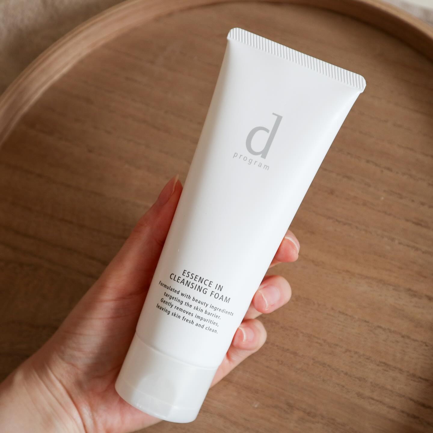 エッセンスイン クレンジングフォーム/d プログラム/洗顔フォームを使ったクチコミ（2枚目）