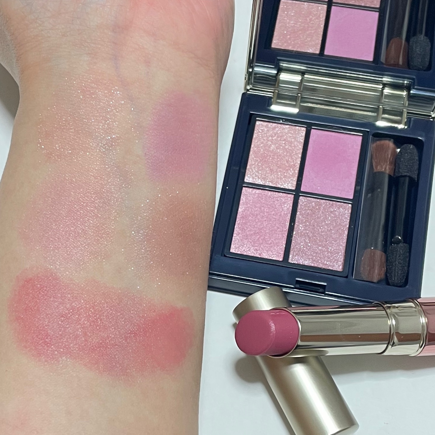 ホリデーコフレ2023〈カームピンク〉/エトヴォス/メイクアップキットを使ったクチコミ（3枚目）