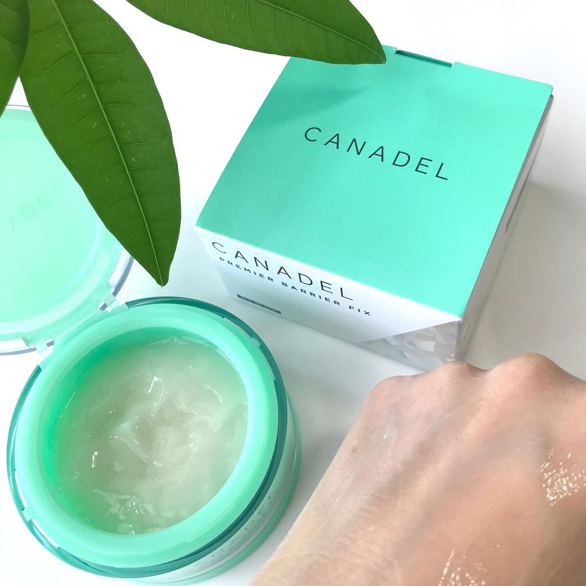 プレミアバリアフィックス /CANADEL/オールインワン化粧品を使ったクチコミ(4枚目)