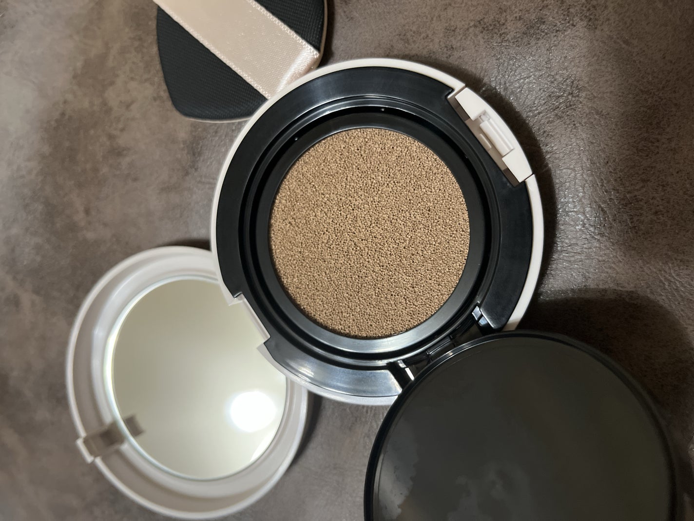 シフォンフィットクッションファンデーション/CEZANNE/クッションファンデーションを使ったクチコミ(4枚目)