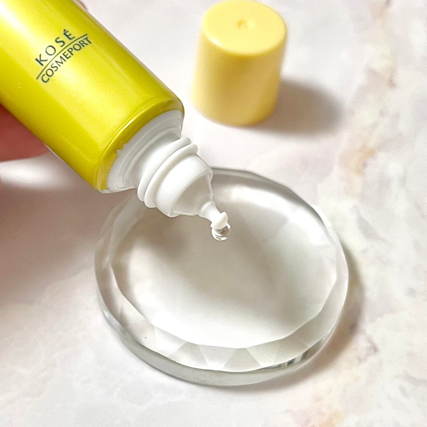 モイスチュアマイルドホワイトリペアエッセンス C100/モイスチュアマイルド ホワイト/美容液を使ったクチコミ(2枚目)