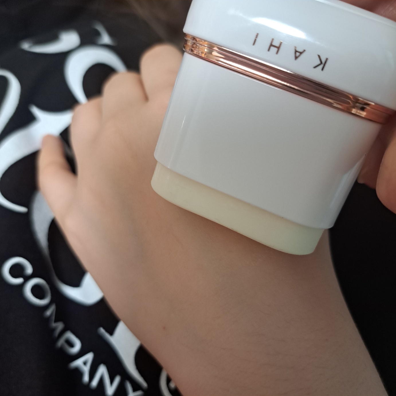 エアリーフィットサンスティック/KAHI/日焼け止めスティックを使ったクチコミ（2枚目）