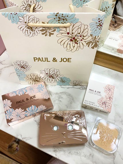 パウダー ファンデーション ケース 001/PAUL & JOE BEAUTE/その他化粧小物を使ったクチコミ(2枚目)