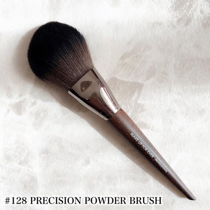 プレシジョンパウダーブラシ 128/MAKE UP FOR EVER/メイクブラシを使ったクチコミ(6枚目)