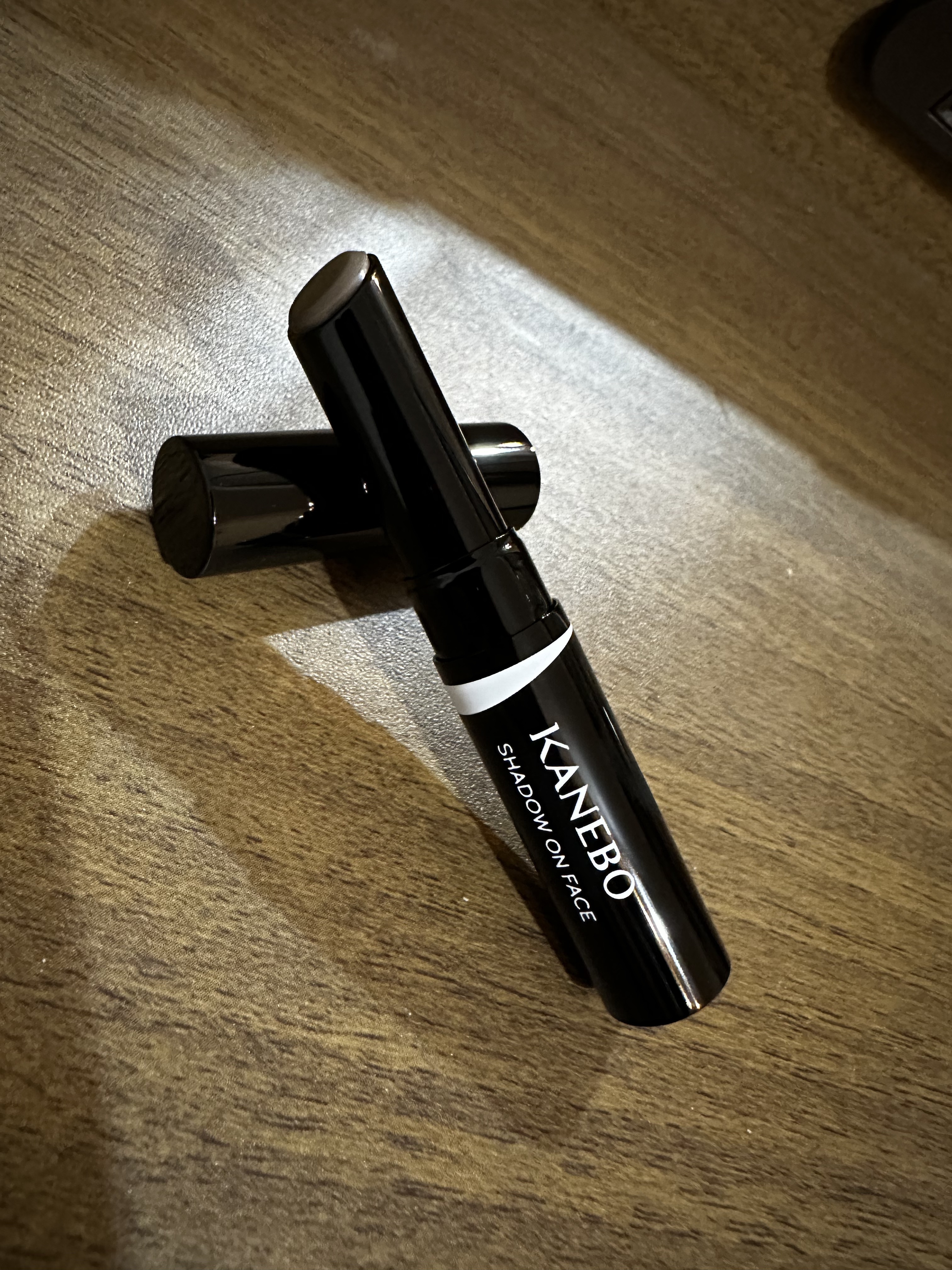 シャドウオンフェース/KANEBO/シェーディングを使ったクチコミ（1枚目）