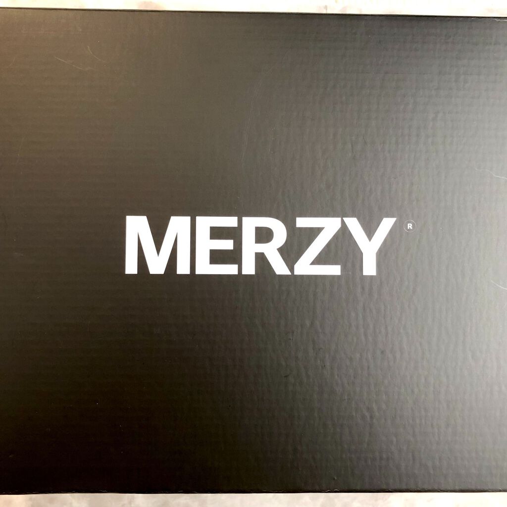 美浜 on LIPS 「\MERZYからフルメイクができるラッキーボックスが発売/@m..」(10枚目)