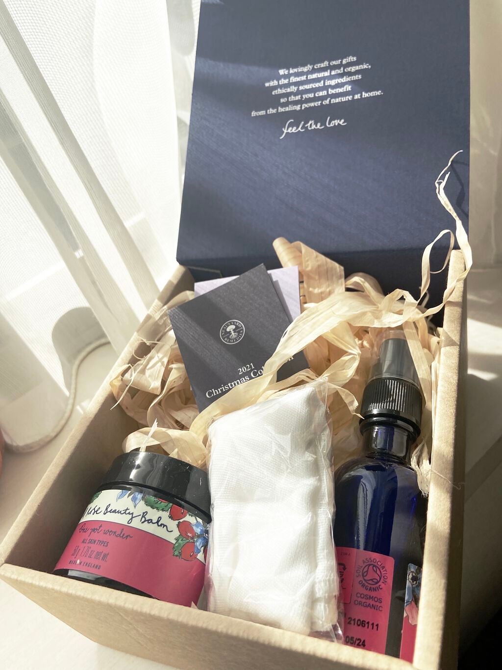 ワイルドローズビューティバーム/ニールズヤード レメディーズ/フェイスバームを使ったクチコミ(4枚目)