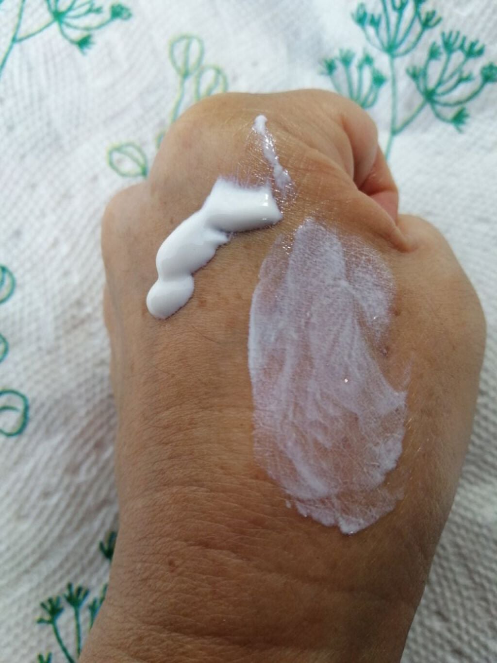 レイセラ 薬用プロテクターUVクリーム/ノエビア/日焼け止めクリームを使ったクチコミ(2枚目)