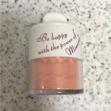 インテグレート ミネラルパフチークのクチコミ「インテグレート ミネラルパフチーク OR203を紹介します😊 
動画だとわかりづらいのですが、.....」(1枚目)