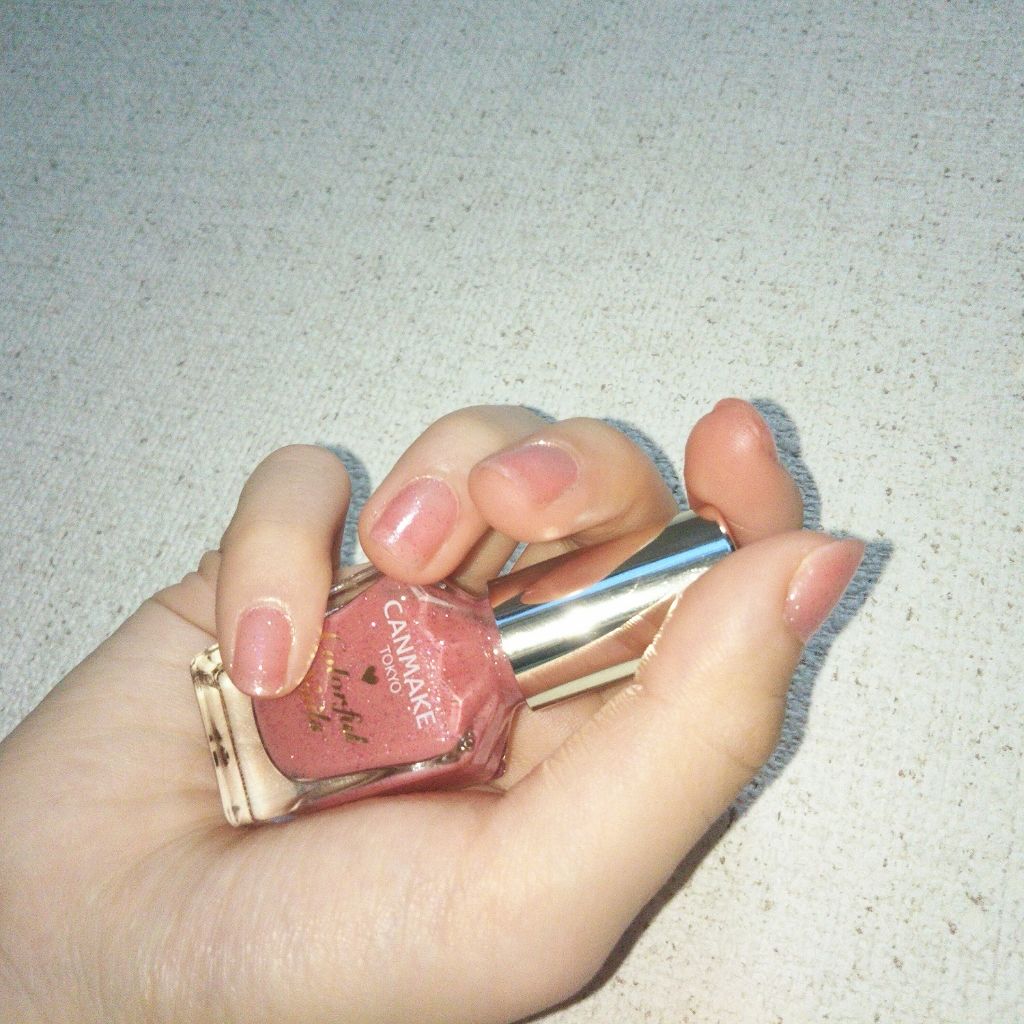 カラフルネイルズ/キャンメイク/マニキュアを使ったクチコミ（2枚目）