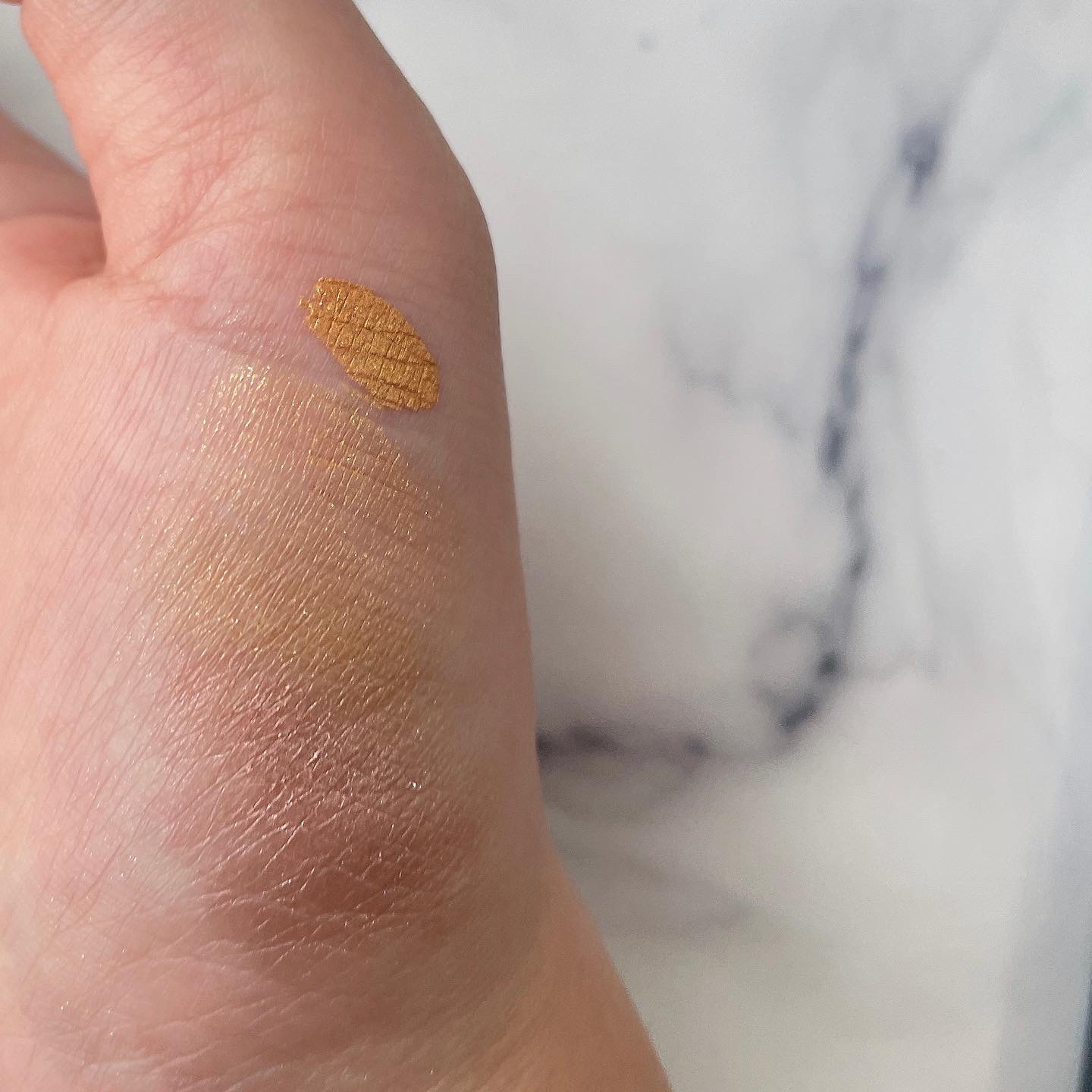 リクイドアイズ/RMK/リキッドアイシャドウを使ったクチコミ（2枚目）