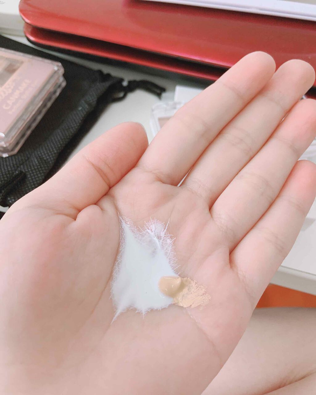 【旧品】マシュマロフィニッシュパウダー/キャンメイク/プレストパウダーを使ったクチコミ(3枚目)