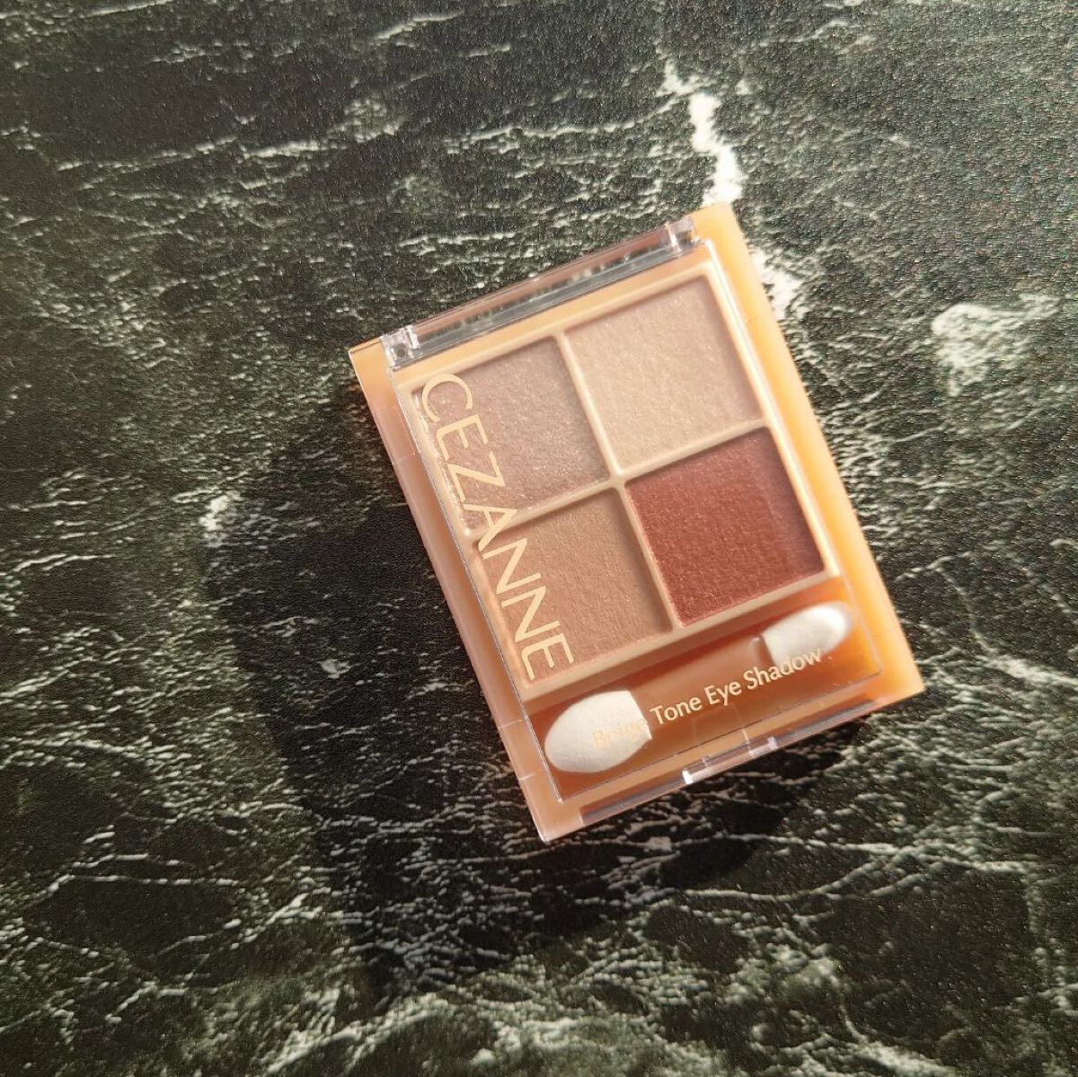 ベージュトーンアイシャドウ/CEZANNE/アイシャドウパレットを使ったクチコミ（1枚目）