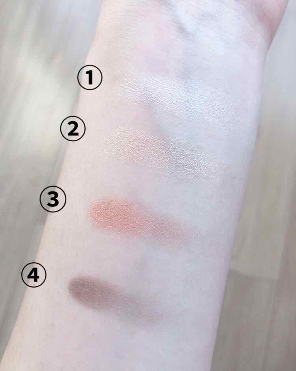 リアルクローズシャドウ/excel/アイシャドウパレットを使ったクチコミ(2枚目)