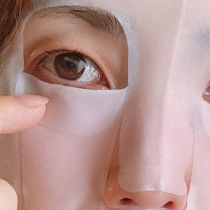 ねこむす on LIPS 「カニ🦀好きな人ー?わたし大好き😘🦀え?食べるんじゃなくて顔に貼..」(5枚目)