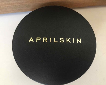 マジックスノークッション ブラック 2.0/APRILSKIN/クッションファンデーションを使ったクチコミ(1枚目)
