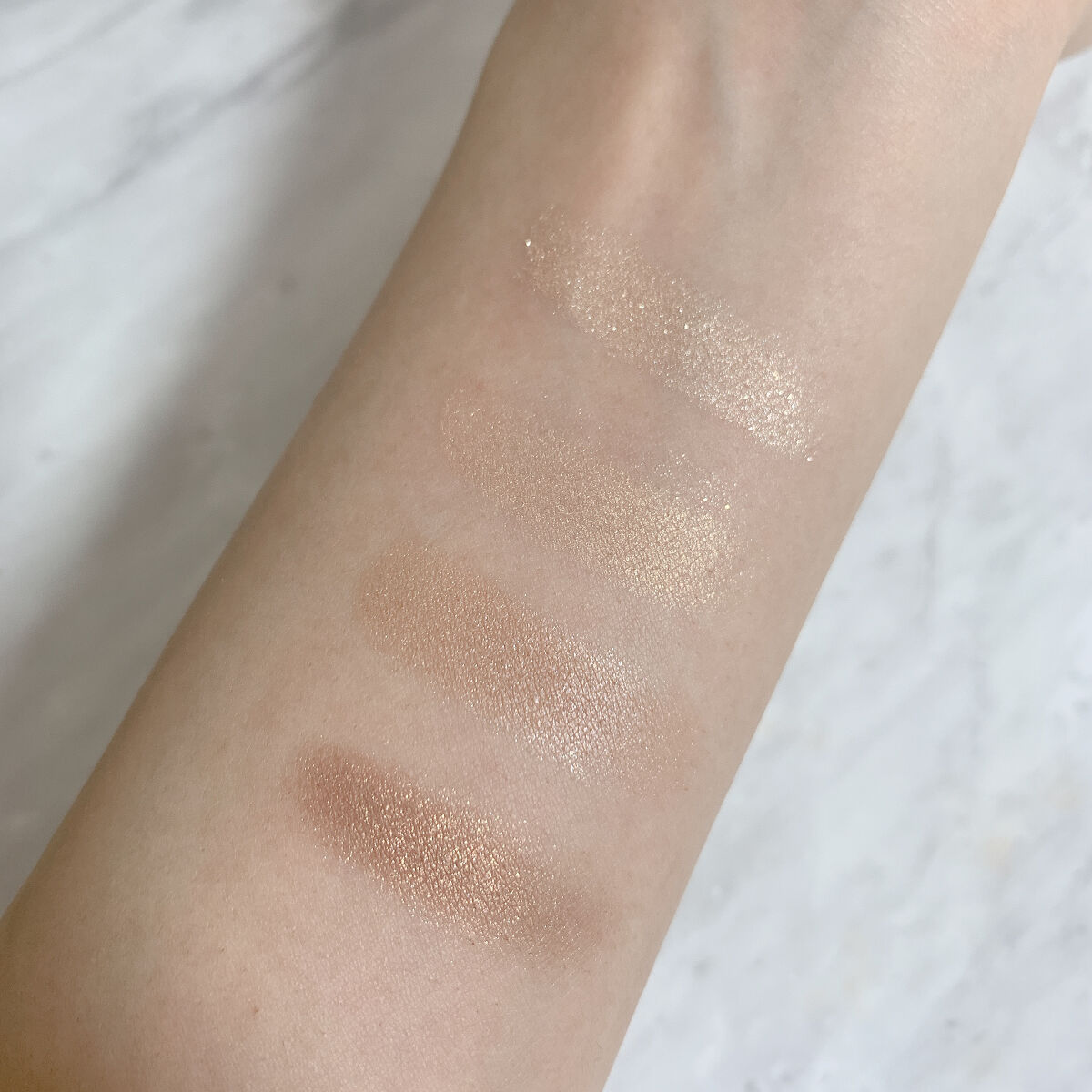 スキンモデリングアイズ/LUNASOL/アイシャドウパレットを使ったクチコミ（2枚目）