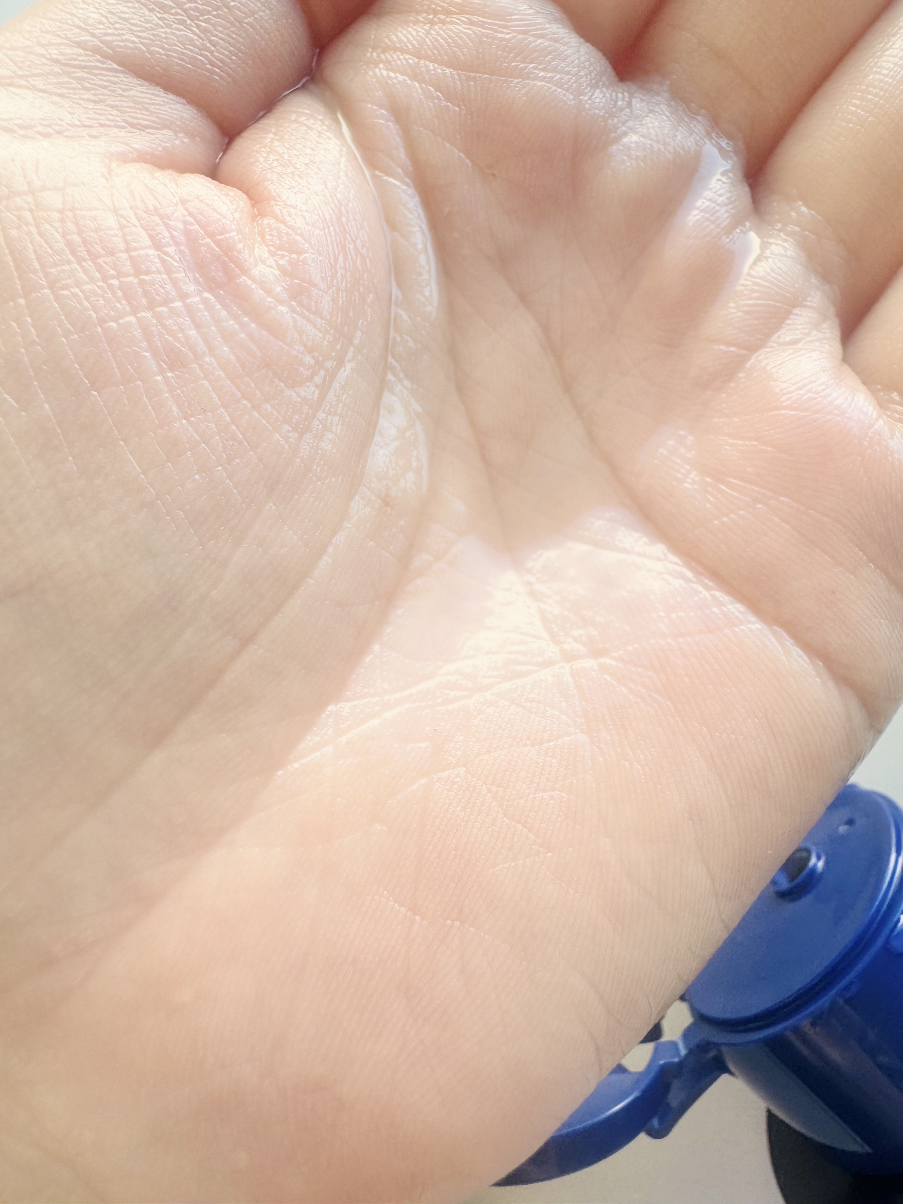 肌美精 薬用美白化粧水 [医薬部外品]/肌美精/化粧水を使ったクチコミ（2枚目）