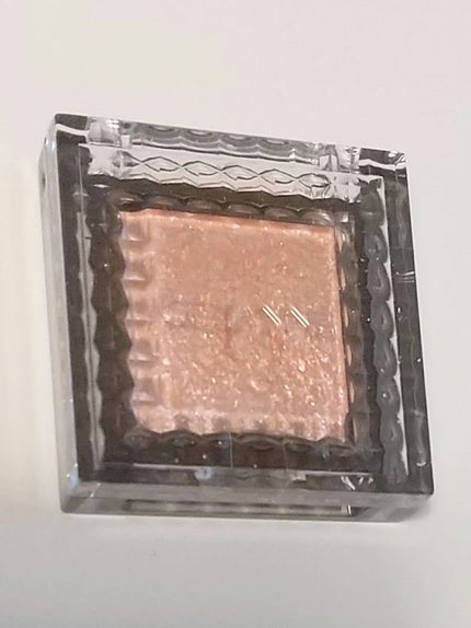 シングルシャイニーアイシャドウ/CEZANNE/アイシャドウを使ったクチコミ(1枚目)